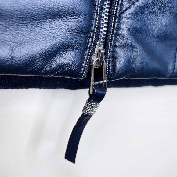 Lafayette 148 leather quilted vest - size large - Picture 9 of 10